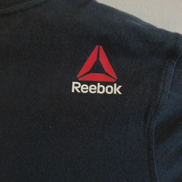 NWT Reebok black CrossFit workout short sleeve shirt , top , t shirt . Crew neck - Picture 5 of 10